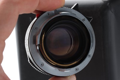 Lot 42 - A Leitz Summicron-M f/2 35mm Lens