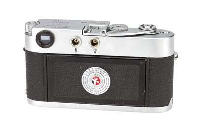 Lot 27 - A Leica M2 Rangefinder Body