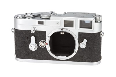 Lot 24 - A Leica M3 Rangefinder Body