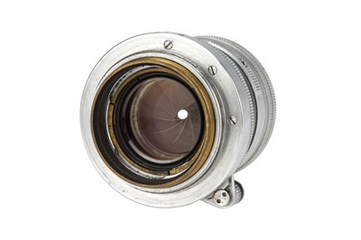 Lot 15 - A Leitz Summicron 'Thorium' f/2 50mm Lens