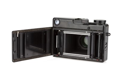 Lot 127 - A Plaubel Makina 67 Medium Format Rangefinder Camera