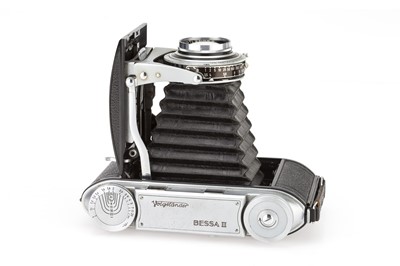 Lot 131 - A Voigtlander Bessa II Medium Format Rangefinder Camera