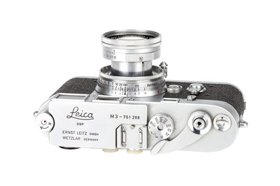 Lot 20 - A Leica M3 Rangefinder Camera