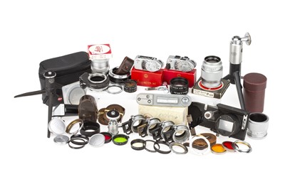 Lot 76 - A Large Selection of Various Leica Accessories