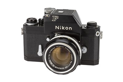 Lot 82 - A Nikon F Photomic FTn SLR Camera