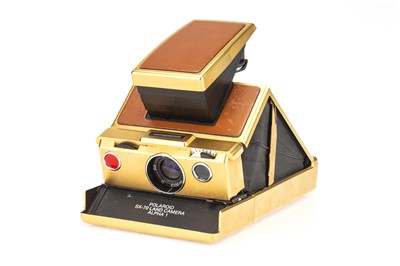Lot 113 - A Polaroid SX-70 Land Camera Alpha 1 Gold SLR Instant Camera