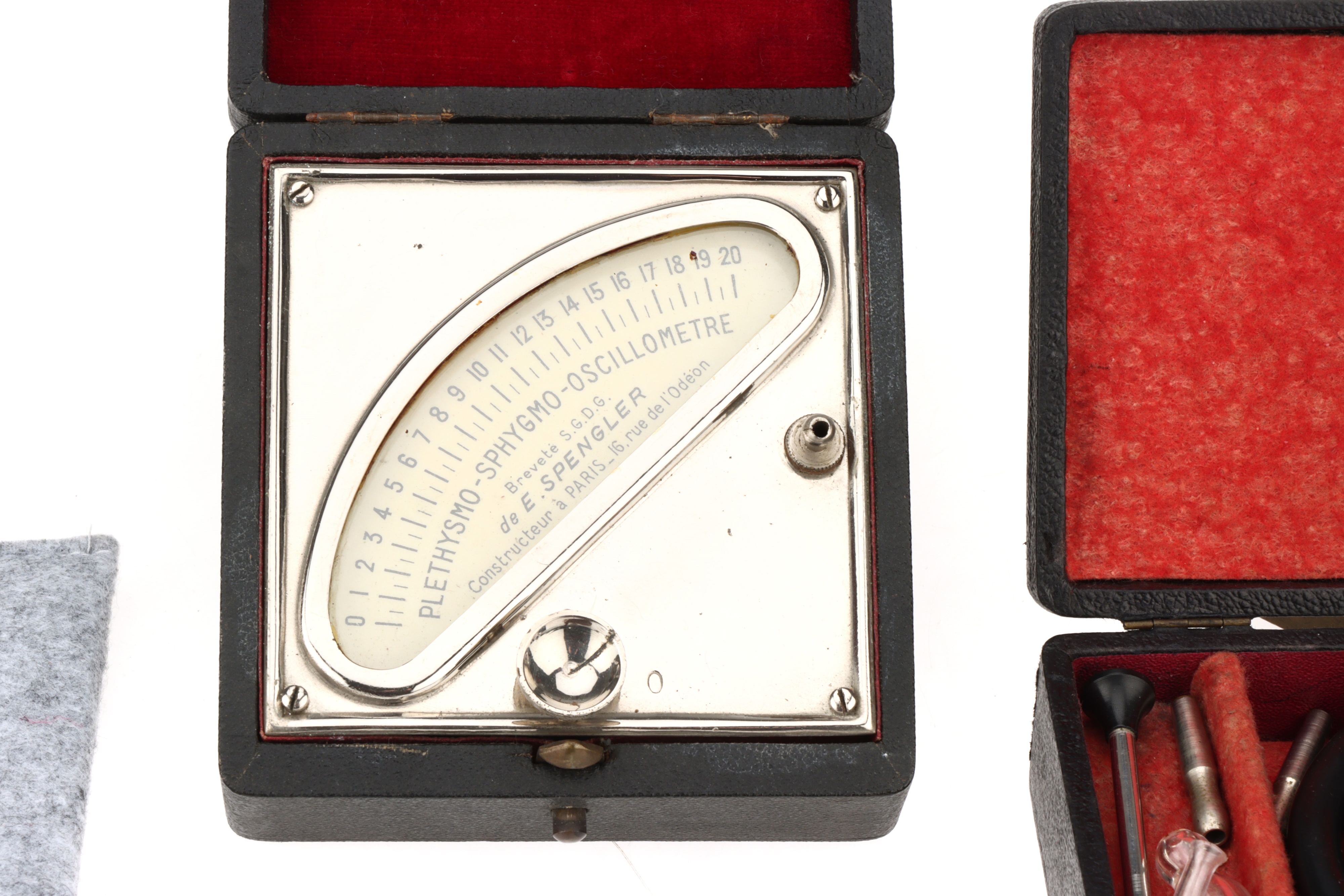 Lot 40 Medical diagnostic Instruments,