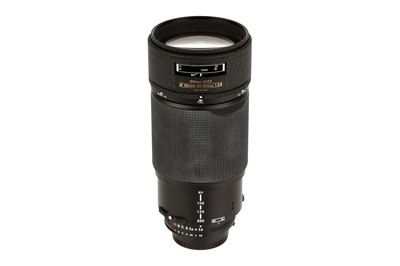 Lot 1150 - A Nikon AF Zoom-Nikkor ED f/2.8 80-200mm Lens