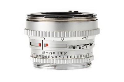 Lot 484 - A Carl Zeiss Planar f/2.8 80mm Lens