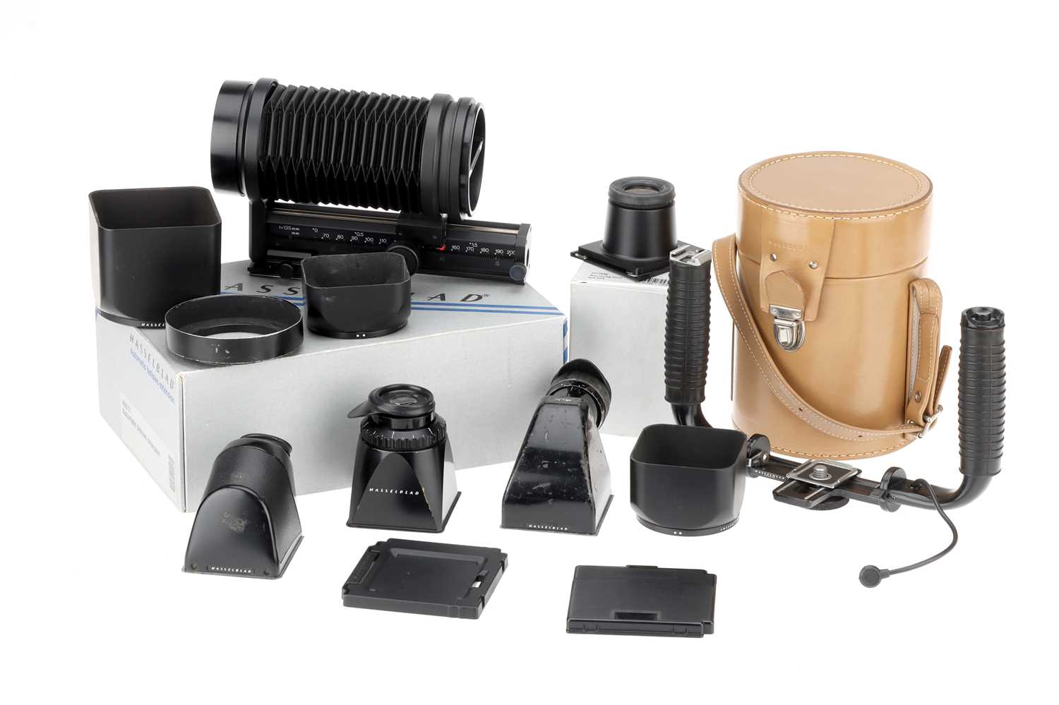 Lot 487 - A Selection of Hasselblad Camera Accessories