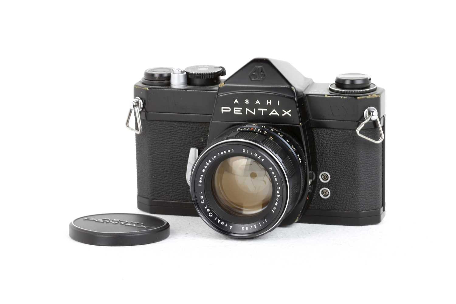 Lot 451 - A Pentax SL 35mm SLR Camera