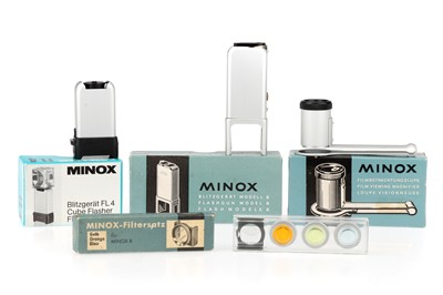 Lot 537 - A Small Selection of Minox Accessories