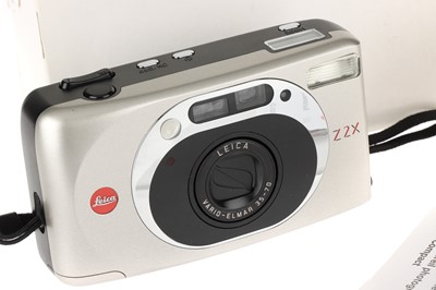 Lot 404 - A Leica Z2x Compact 35mm Camera