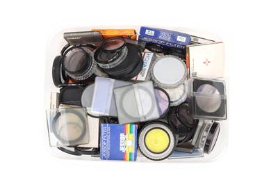 Lot 737 - A Seletion of Various Camera Filters