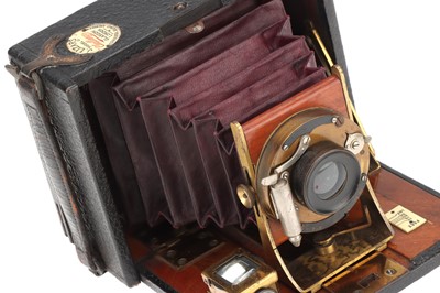 Lot 702 - A J. Lizars Challenge Model G. Camera