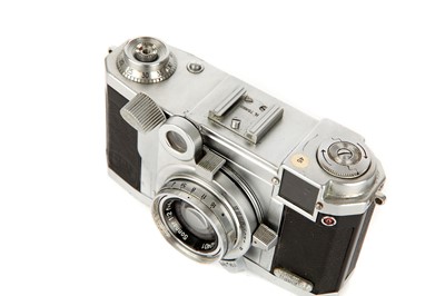 Lot 1185 - A Zeiss Ikon Tenax II (580/27) Rangefinder Camera