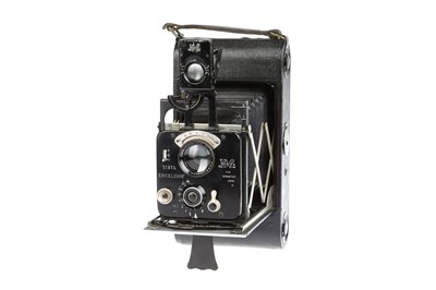 Lot 517 - A Newman & Guardia Sibyl Excelsior Folding Camera