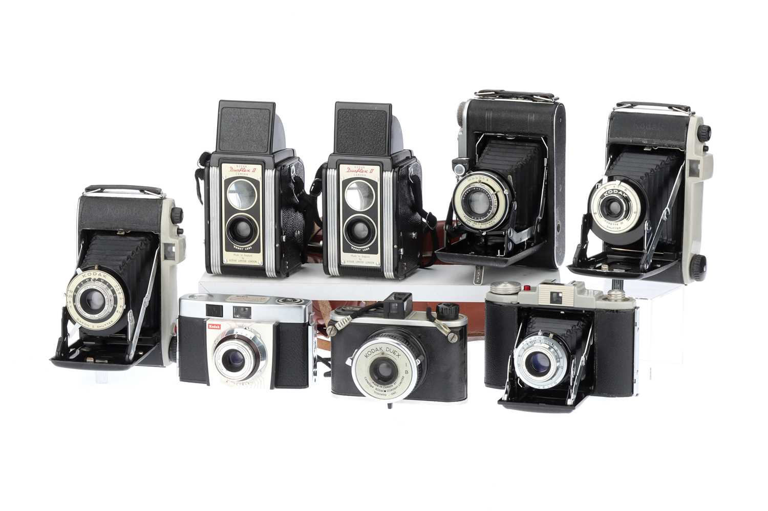 Lot 640 - A Mixed Selection of Kodak Cameras