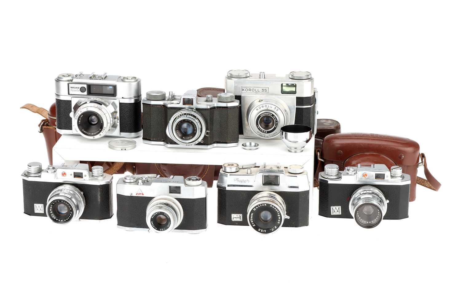Lot 642 - A Mixed Selection of Cameras