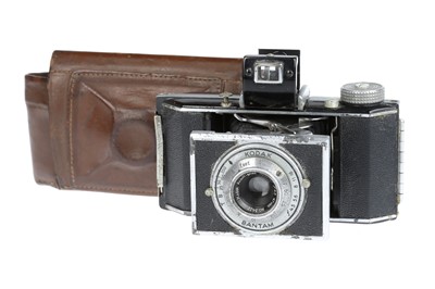 Lot 327 - A Kodak Bantam Camera