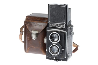 Lot 518 - A Rolleicord II B Medium Format TLR Camera