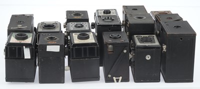 Lot 586 - A Selection of box Type Cameras