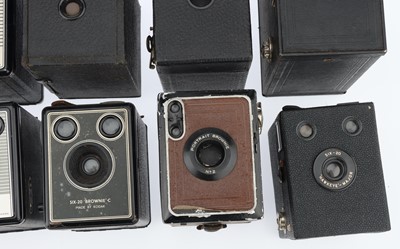 Lot 562 - A Selection of Box Type Cameras