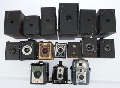 Lot 557 - A Mixed Selection of Box Type Cameras