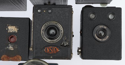 Lot 557 - A Mixed Selection of Box Type Cameras