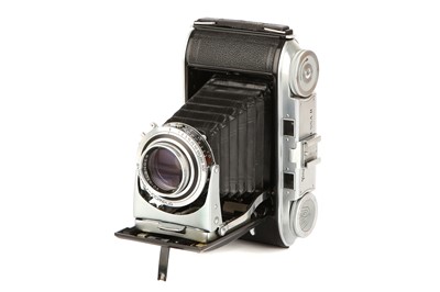 Lot 1203 - A Voigtlander Bessa II Rangefinder Camera