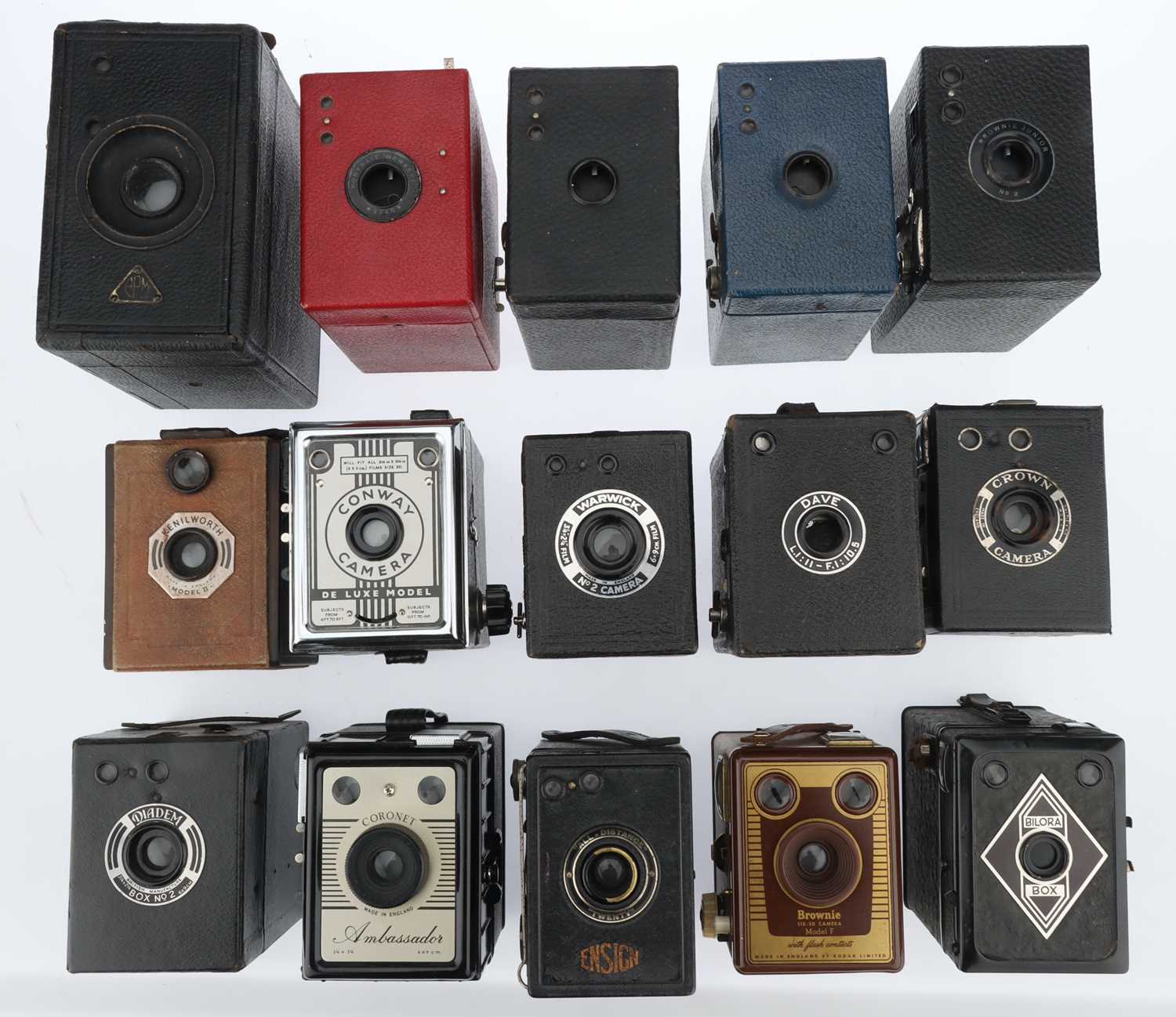 Lot 565 - A Selection of Box Type Cameras,