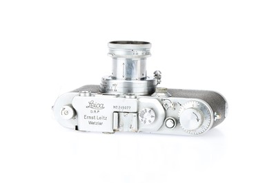 Lot 301 - A Leica IIIa Rangefinder Camera