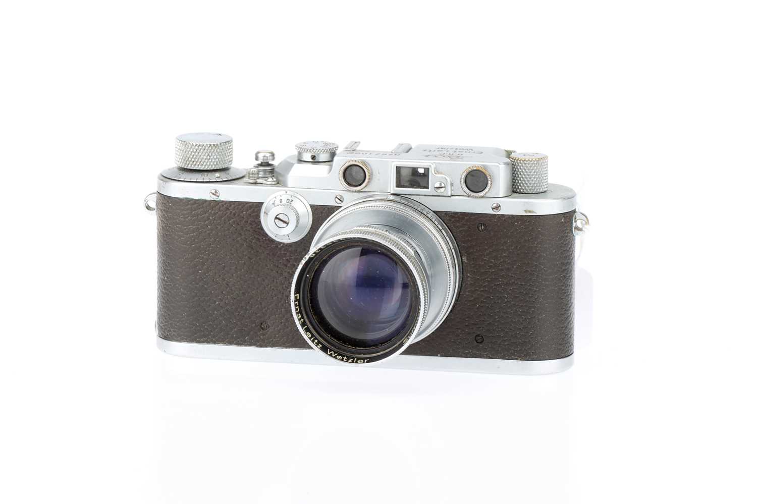 Lot 302 - A Leica IIIa Rangefinder Camera