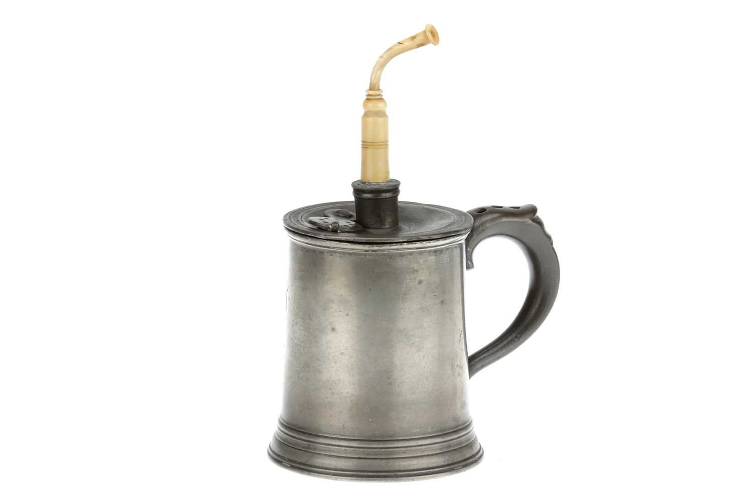 Lot 131 - Medical, A Mudge Inhaler with Horn