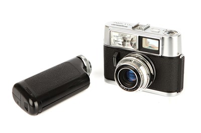 Lot 1211 - A Voigtlander Vitrona Camera