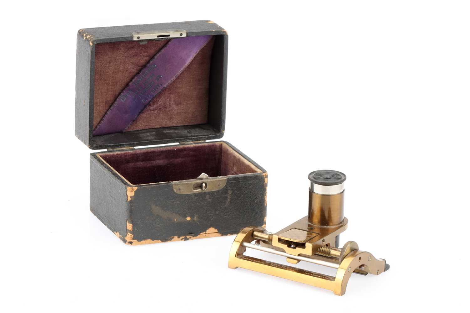 Lot 45 - A Chronic Bros Thread Counting Microscope,