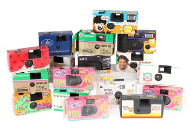 Lot 370 - A Selection of Disposable Cameras