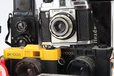 Lot 296 - A Mixed Selection of Toy & Novelty Cameras