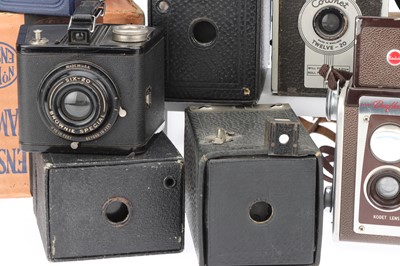 Lot 297 - A Selection of Box Cameras