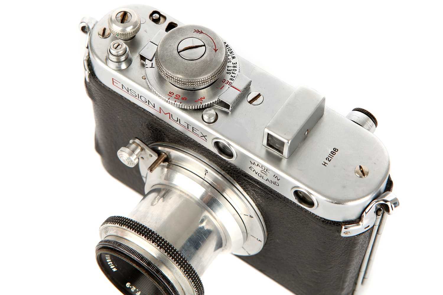 Lot 1218 - An Ensign Multex Model 0 Rangefinder Camera,
