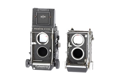 Lot 466 - A Mamiya C330 Medium Format TLR Camera