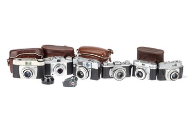 Lot 381 - A Mixed Selection of Cameras