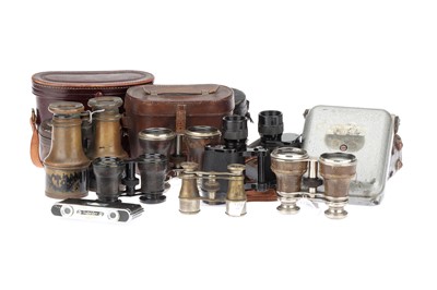 Lot 27 - A Selection of Eight Pairs of Binoculars
