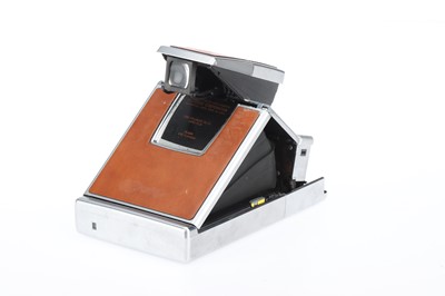 Lot 538 - A Polaroid SX-70 Land Camera