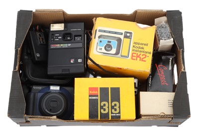 Lot 539 - A Selection of Instant Cameras & Accessories