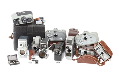 Lot 795 - A Good Selection of Clockwork Cine Cameras