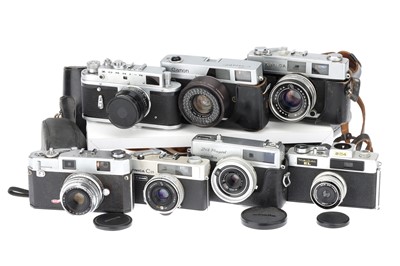 Lot 580 - A Mixed Selection of Cameras