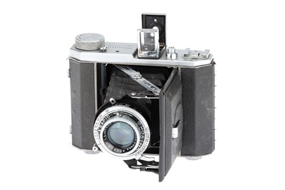 Lot 474 - A Semi Minolta III Medium Format Folding Camera