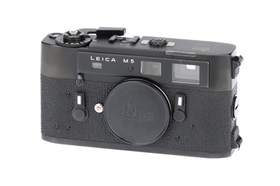 Lot 322 - A Leica M5 35mm Rangefinder Camera