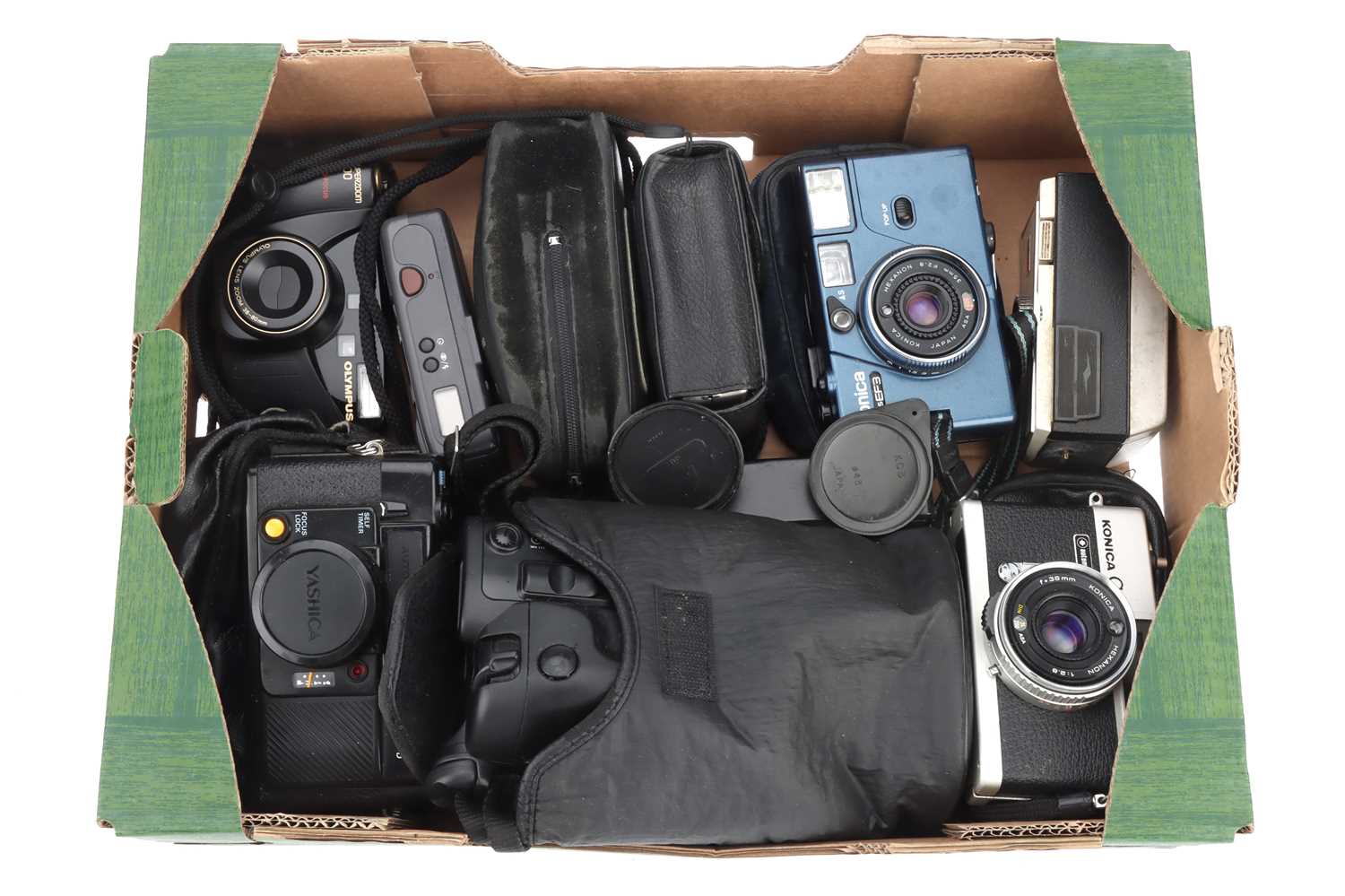 Lot 517 - A Good Selection of Compact Cameras